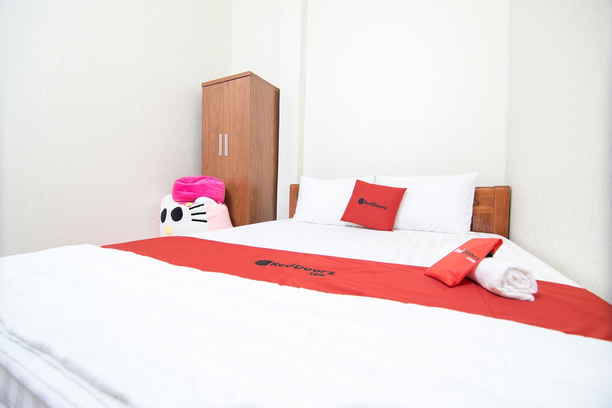 Reddoorz Near Tan Son Nhat Airport 3 Ho Chi Minh-byen Eksteriør bilde