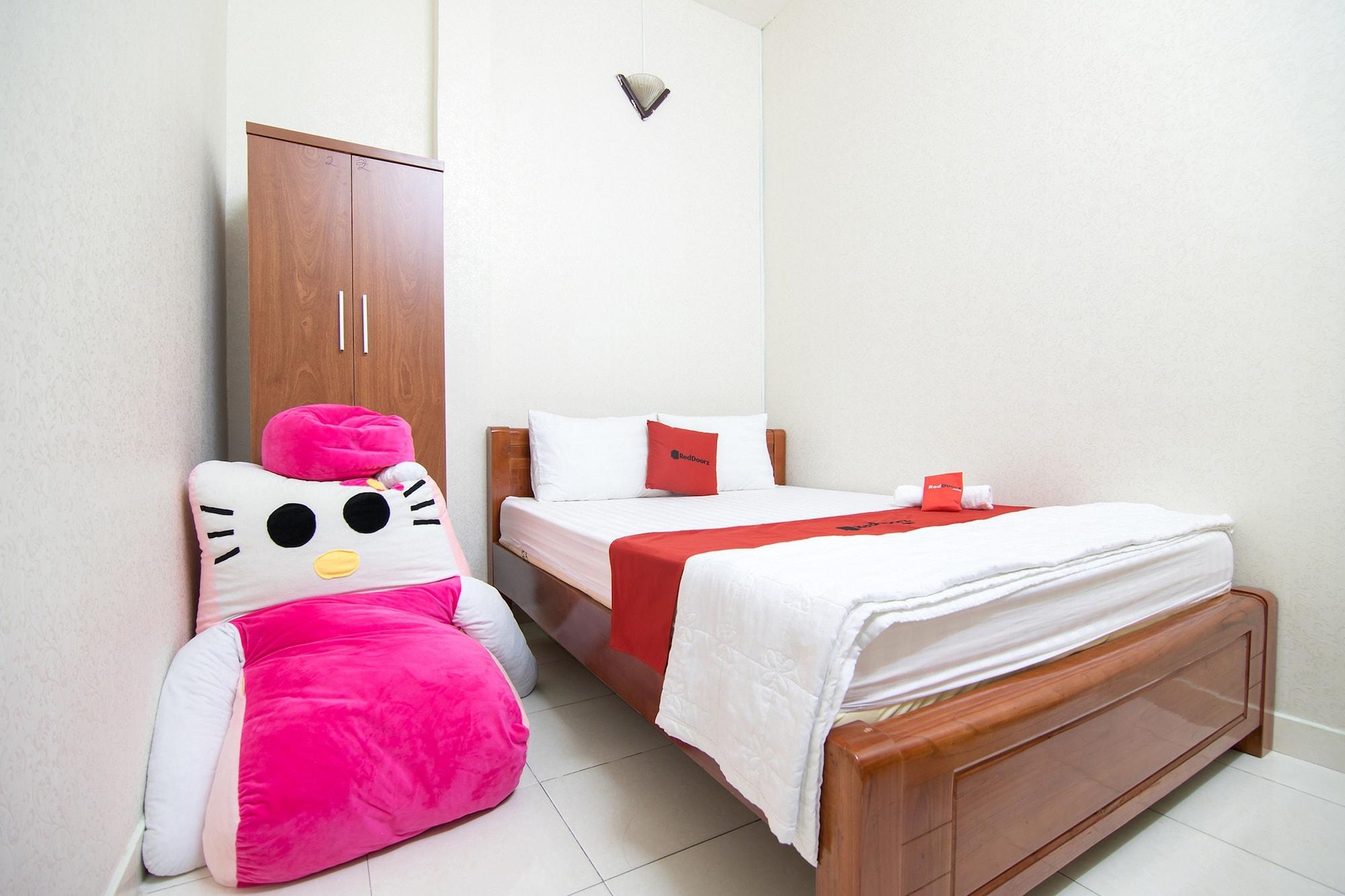 Reddoorz Near Tan Son Nhat Airport 3 Ho Chi Minh-byen Eksteriør bilde