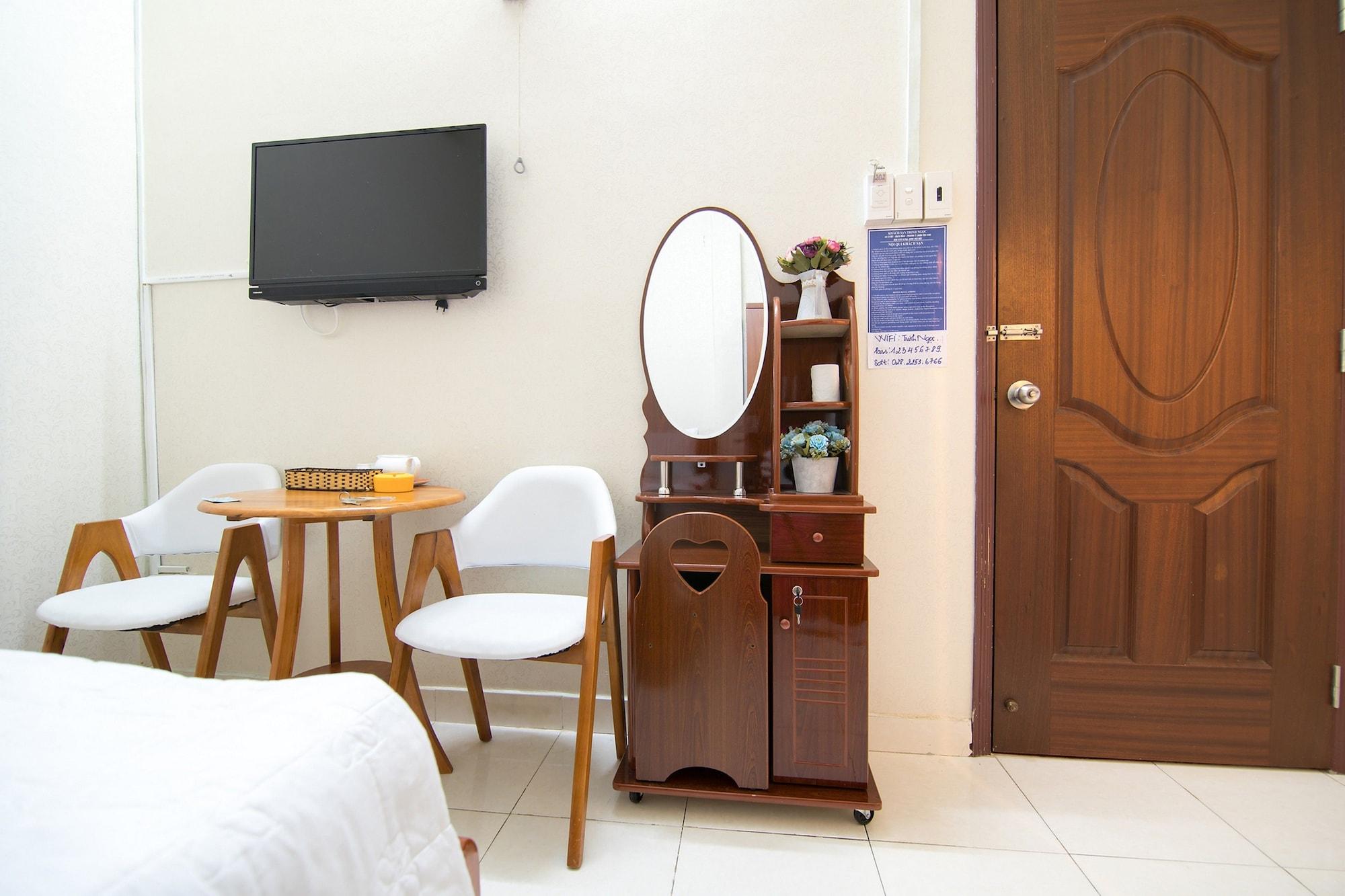 Reddoorz Near Tan Son Nhat Airport 3 Ho Chi Minh-byen Eksteriør bilde